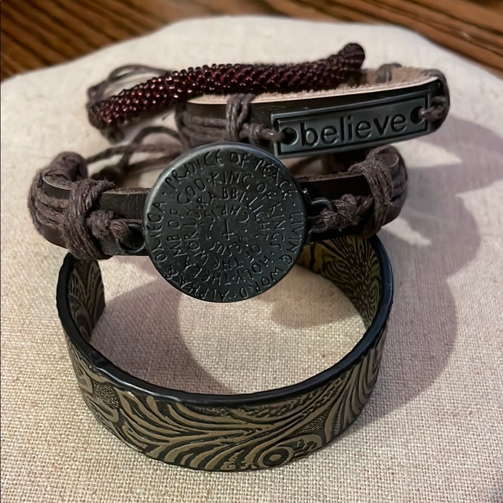 Brown and Black Women’s Bracelet Set